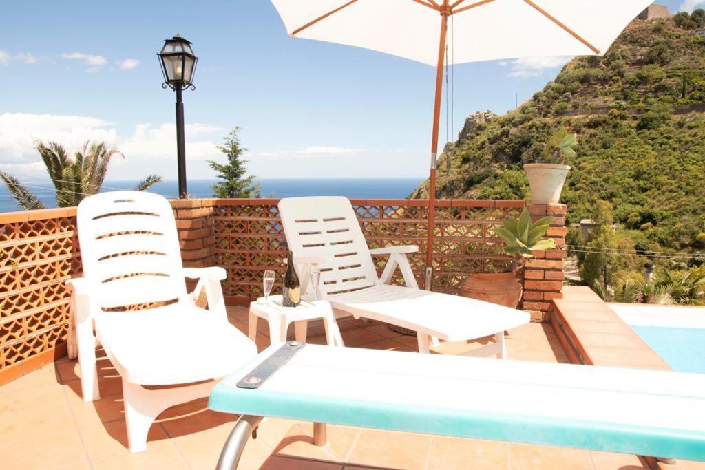 Casa Dei Sogni Taormina Bed and Breakfast Exteriör bild