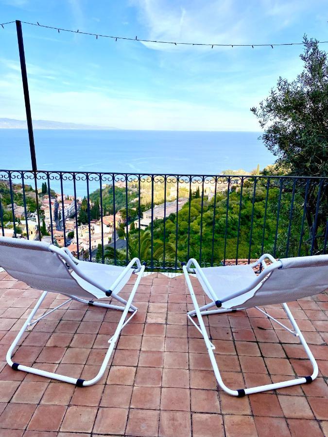Casa Dei Sogni Taormina Bed and Breakfast Exteriör bild