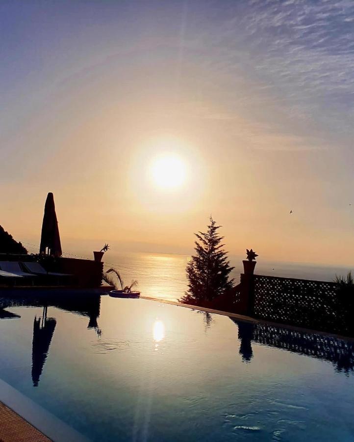 Casa Dei Sogni Taormina Bed and Breakfast Exteriör bild