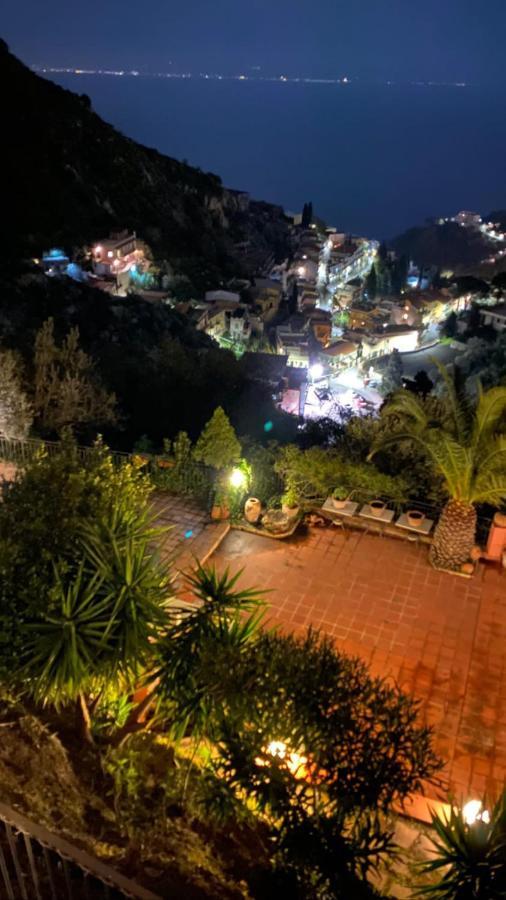 Casa Dei Sogni Taormina Bed and Breakfast Exteriör bild