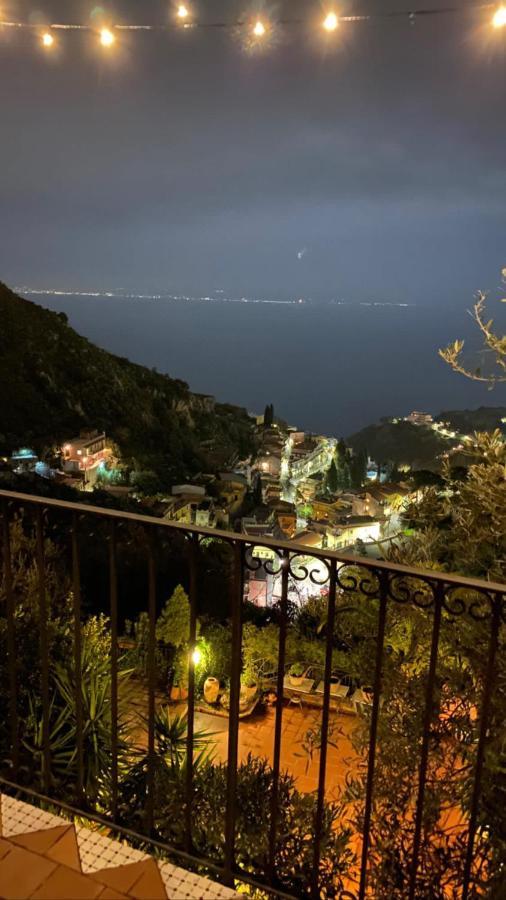 Casa Dei Sogni Taormina Bed and Breakfast Exteriör bild