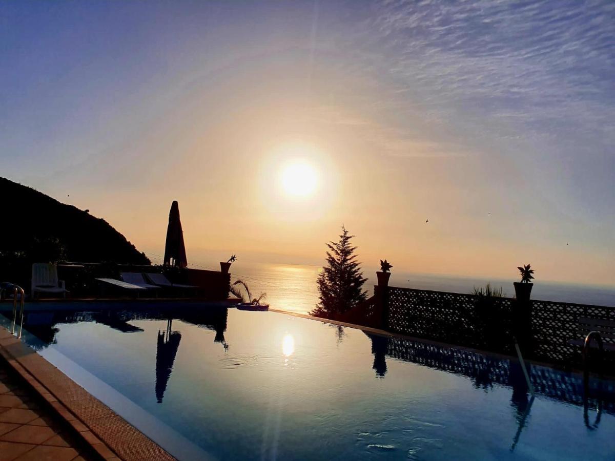 Casa Dei Sogni Taormina Bed and Breakfast Exteriör bild