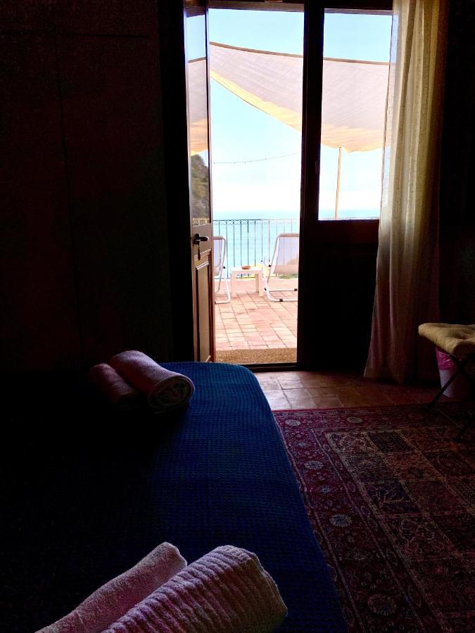 Casa Dei Sogni Taormina Bed and Breakfast Exteriör bild